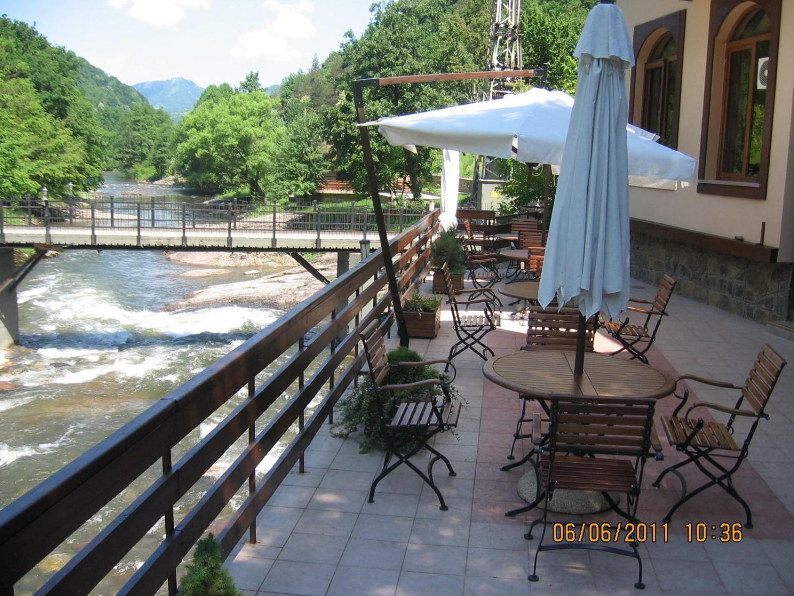 Семеен Хотел Федора Ribarița Exterior foto
